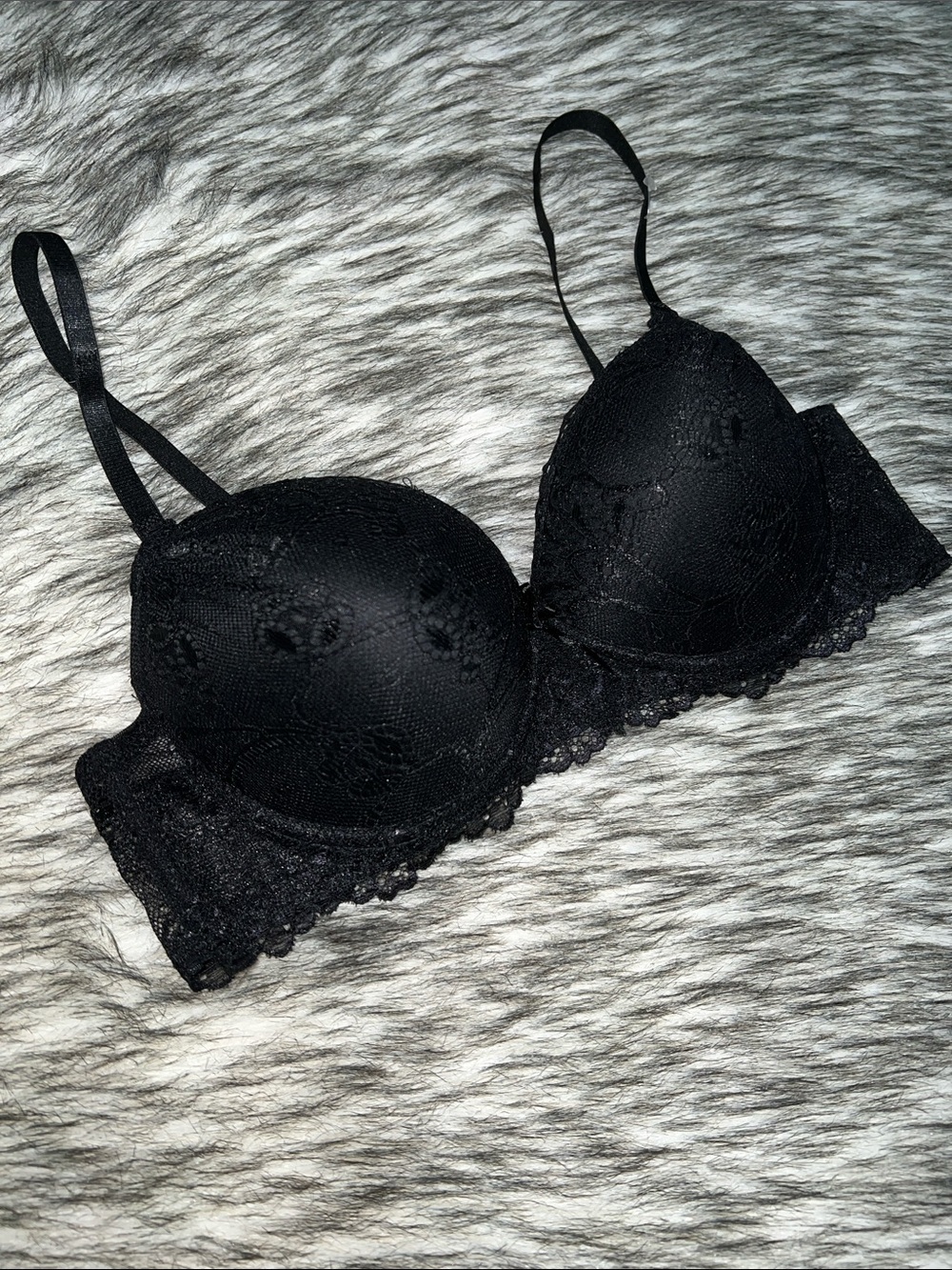 NWOT 36B Black Scalloped Lace Convertible Push-up Bra With Underwire